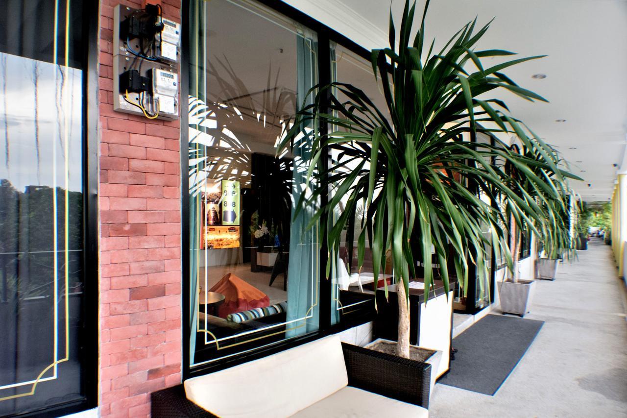 Zen Rooms Eden Parade Tanjung Bungah  Eksteriør bilde